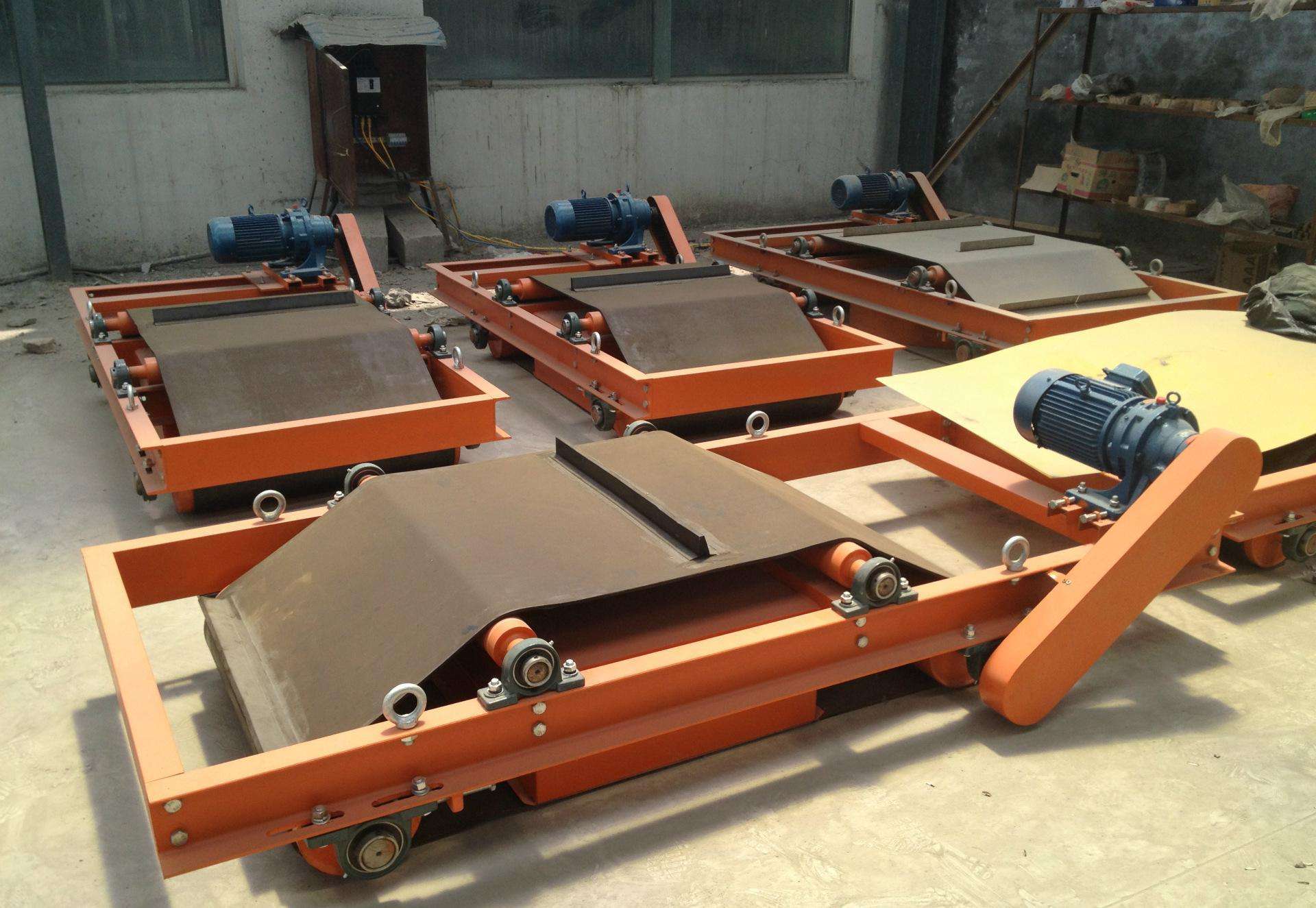 悬挂式永磁除铁器