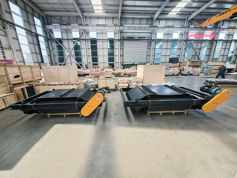 带式永磁除铁器