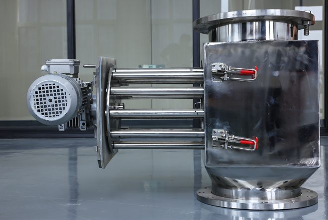 旋转式粉体除铁器